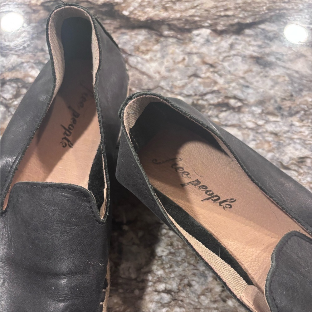 Free People Black Leather Espadrille Slip-On Shoes, 38(7.5) - Picture 2 of 8